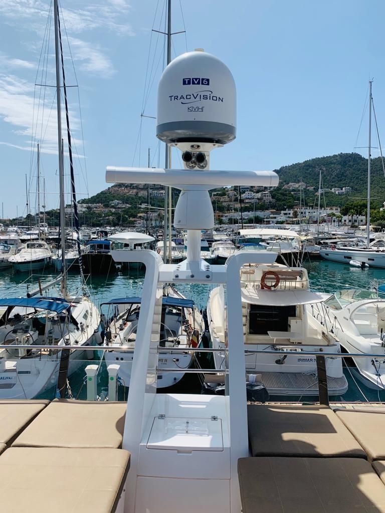 2014 Fairline 61 