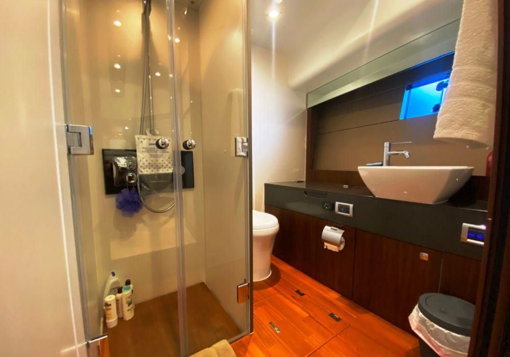 2014 Fairline 61 
