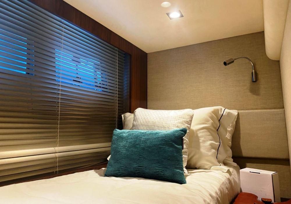 2014 Fairline 61 