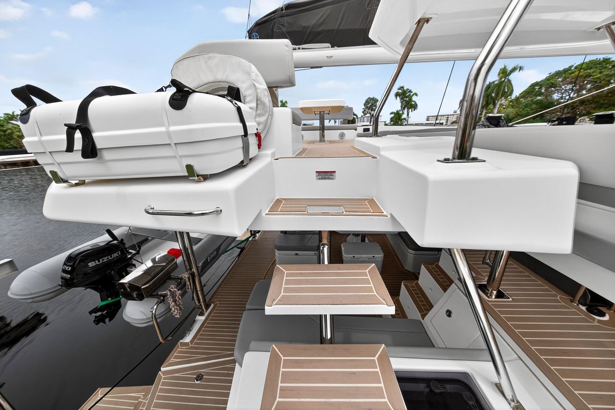 2021 Leopard 45 