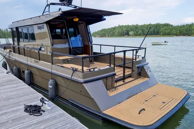 Targa 37 CFC Aft Door