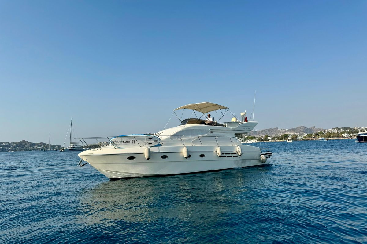 2005 Azimut 48 
