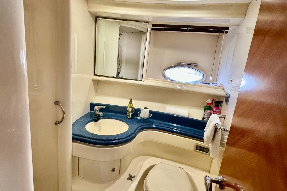 2005 Azimut 48 
