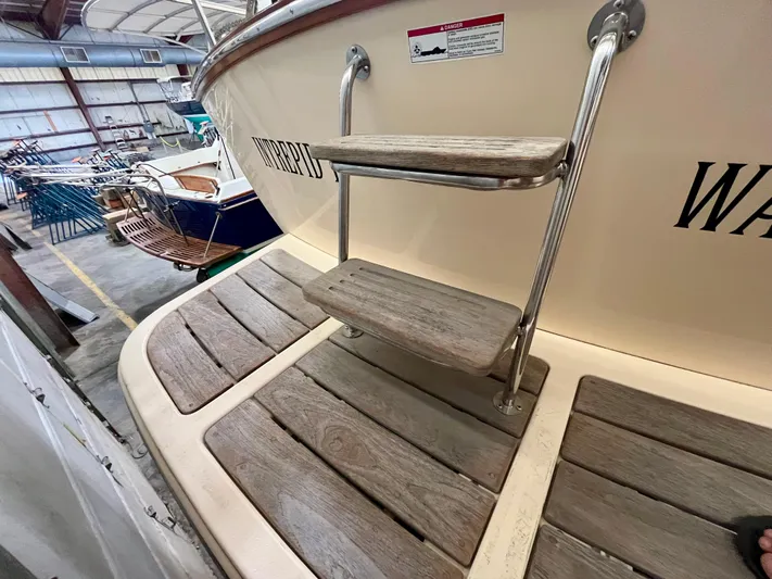 Intrepid II Yacht Photos Pics 