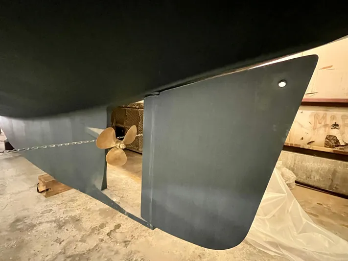 Intrepid II Yacht Photos Pics 