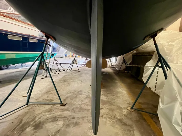 Intrepid II Yacht Photos Pics 