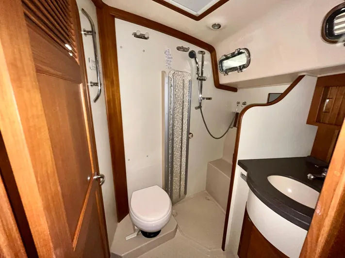 Intrepid II Yacht Photos Pics 