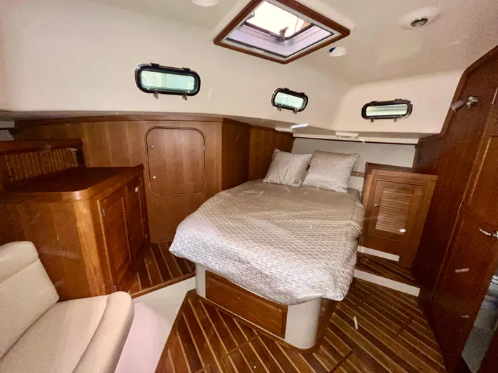 Intrepid II Yacht Photos Pics 