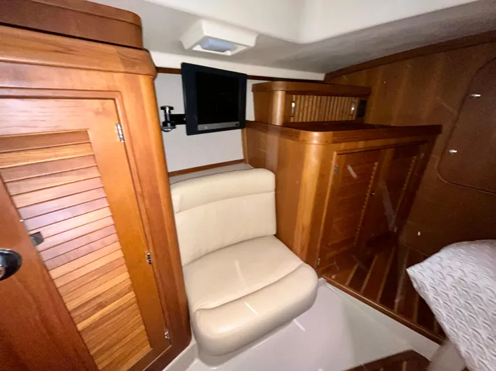 Intrepid II Yacht Photos Pics 