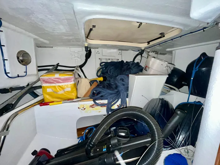 Intrepid II Yacht Photos Pics 