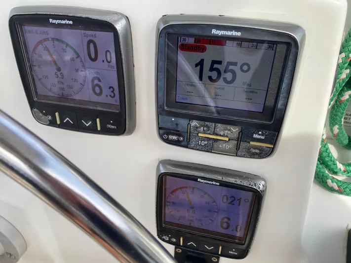 La Mer Kat Yacht Photos Pics Raymarine navigation instruments on a 2016 Fountaine Pajot Lucia 40 catamaran.