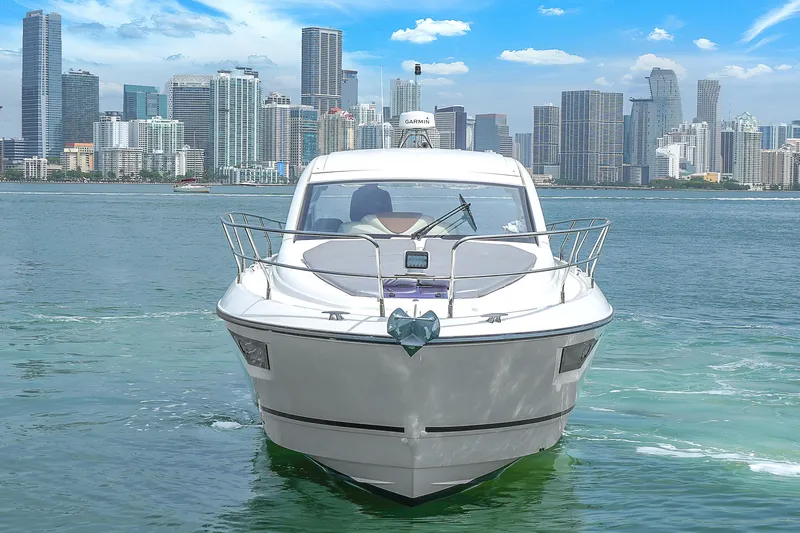  Yacht Photos Pics Beneteau Gran Turismo 40