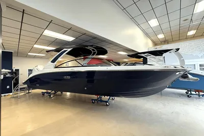 Sea Ray SDX 270 Outboard
