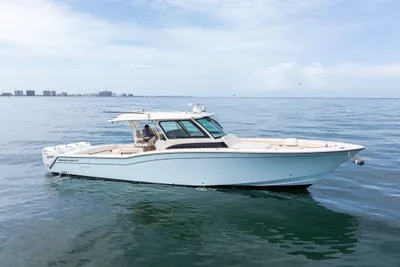 Grady-White Canyon 456