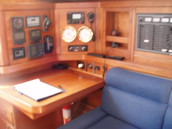 Buena Vida Yacht Photos Pics navigation station