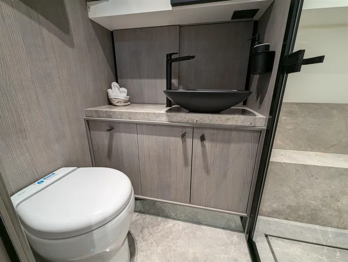 Guga Yacht Photos Pics Cranchi 46 Luxury Tender bathroom