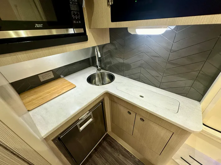 Scout Yacht Photos Pics 