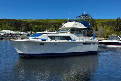 Chris-Craft 41 Commander