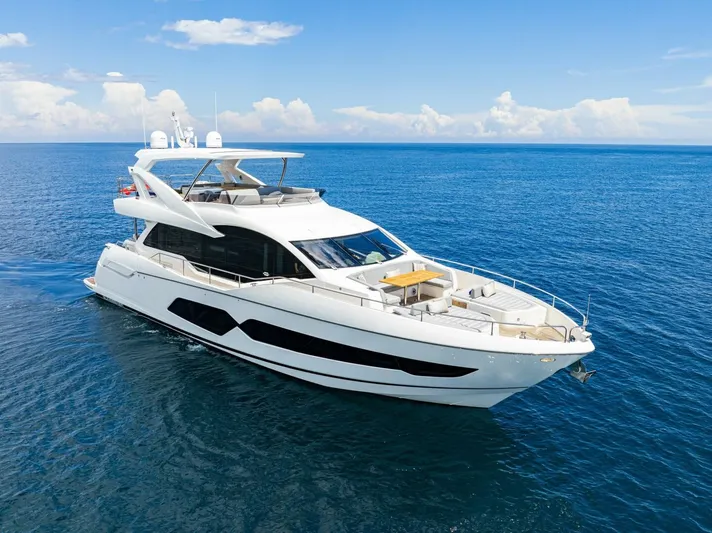  Yacht Photos Pics 2021 Sunseeker 76 Yacht - Image 15