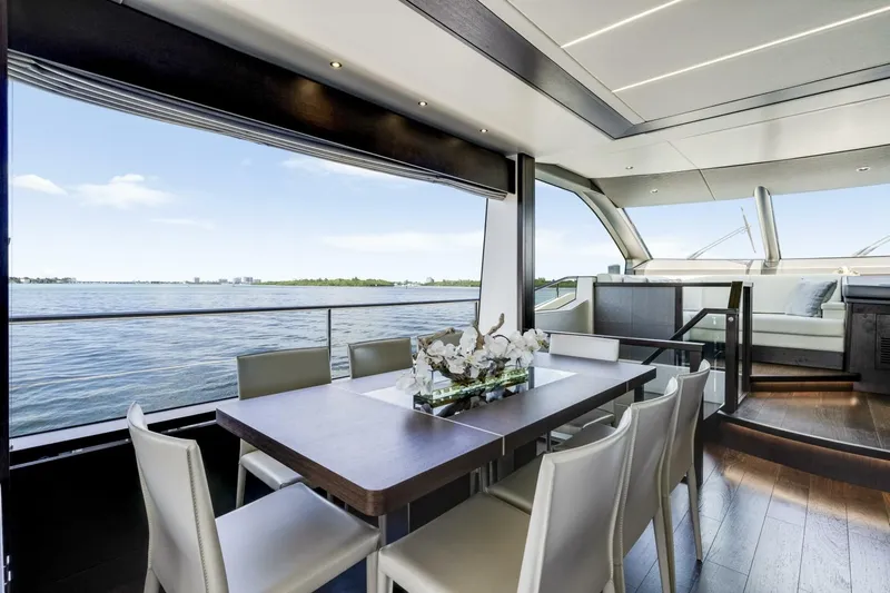  Yacht Photos Pics 2021 Sunseeker 76 Yacht - Image 50