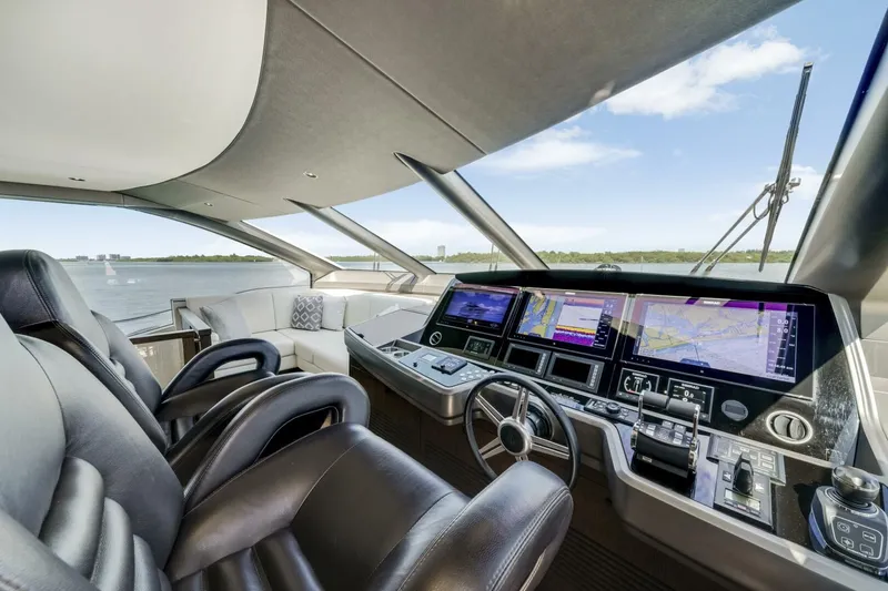  Yacht Photos Pics 2021 Sunseeker 76 Yacht - Image 69