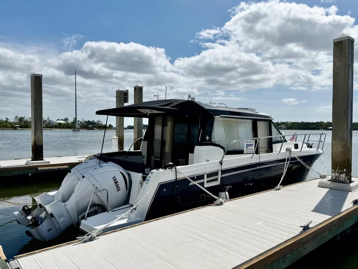 Remotely Workin' Yacht Photos Pics 