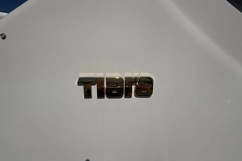 Ritz Karllton Too Yacht Photos Pics Tiara Yachts 3900 Sovran 2008 logo on white surface.