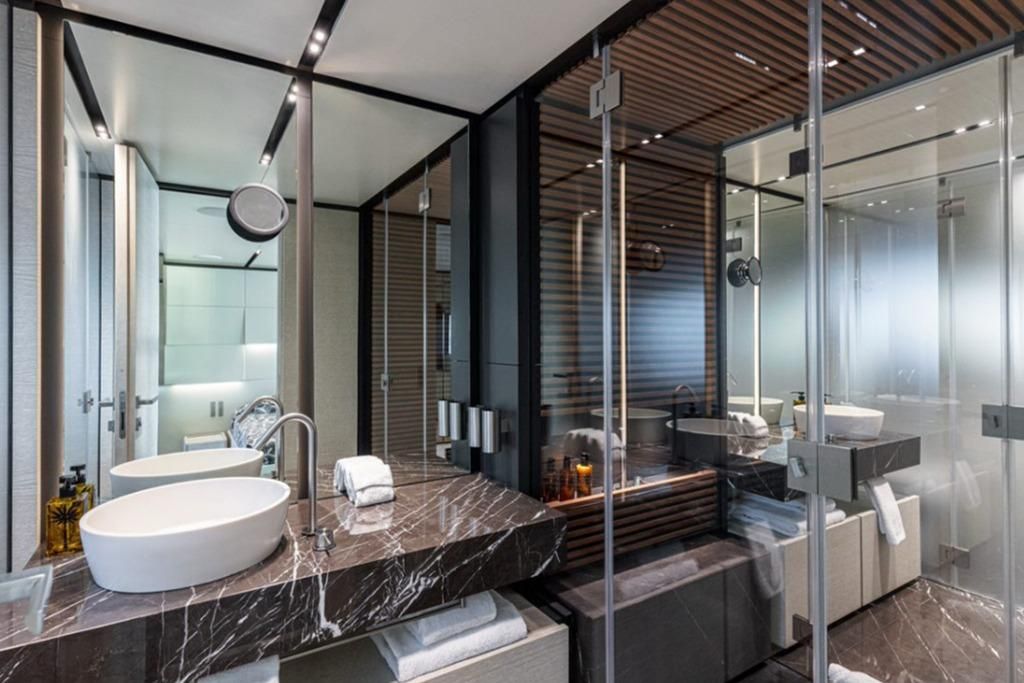 2018 Custom Line 108 