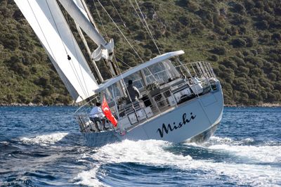 Yacht