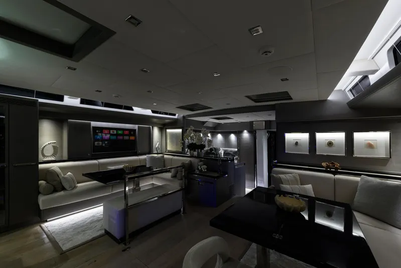 Mishi Yacht Photos Pics 