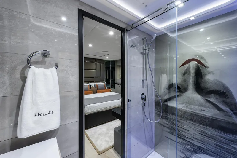 Mishi Yacht Photos Pics 