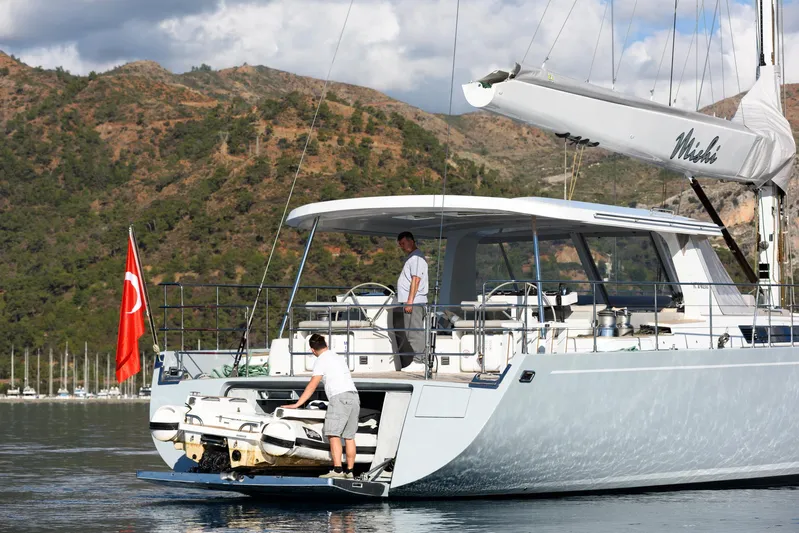 Mishi Yacht Photos Pics 