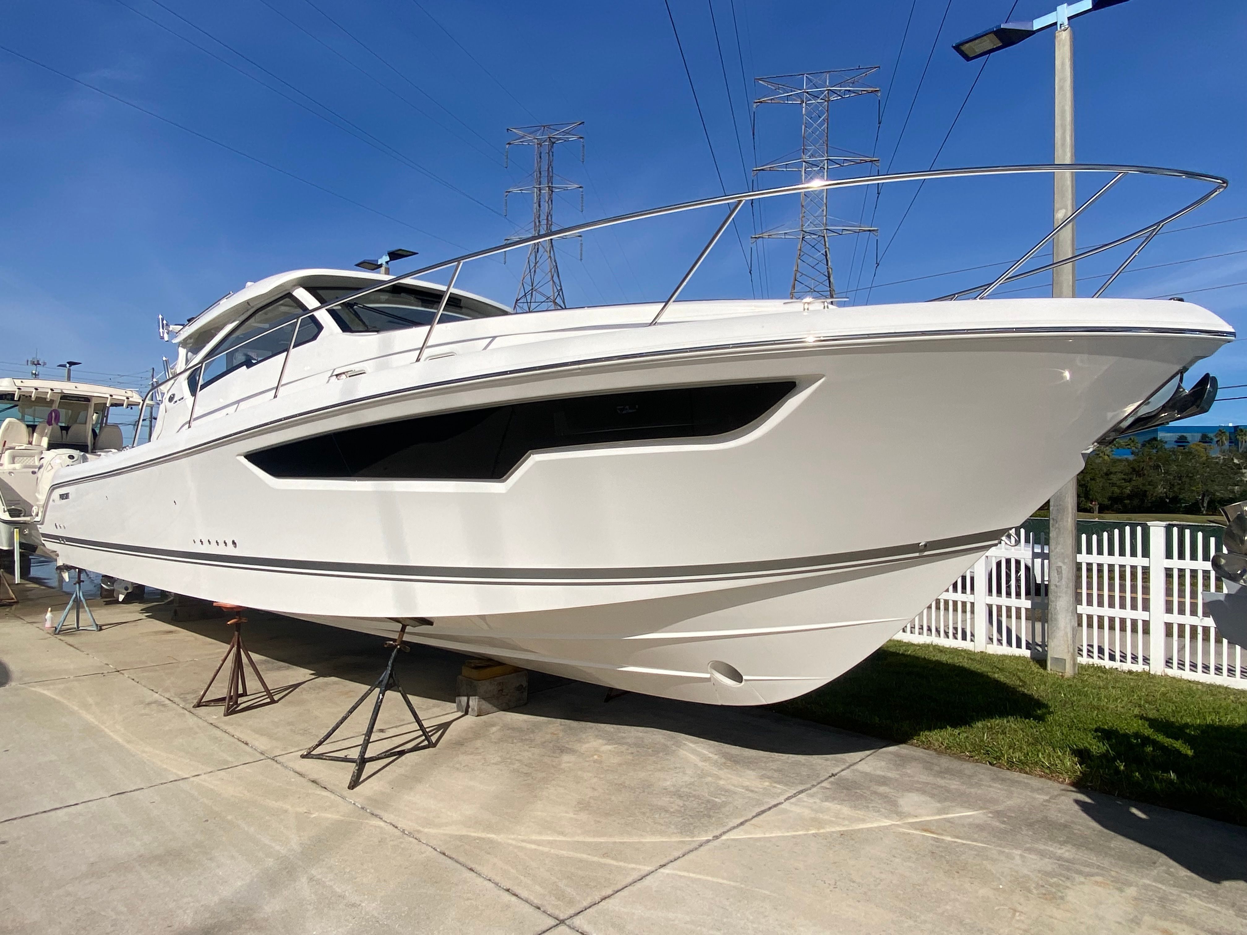 Pursuit OS 405 Offshore