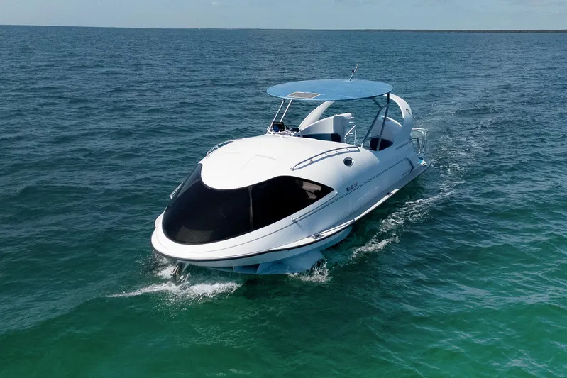  Yacht Photos Pics 2018 Paritetboat Glass Bottom Boat LOOKER 370