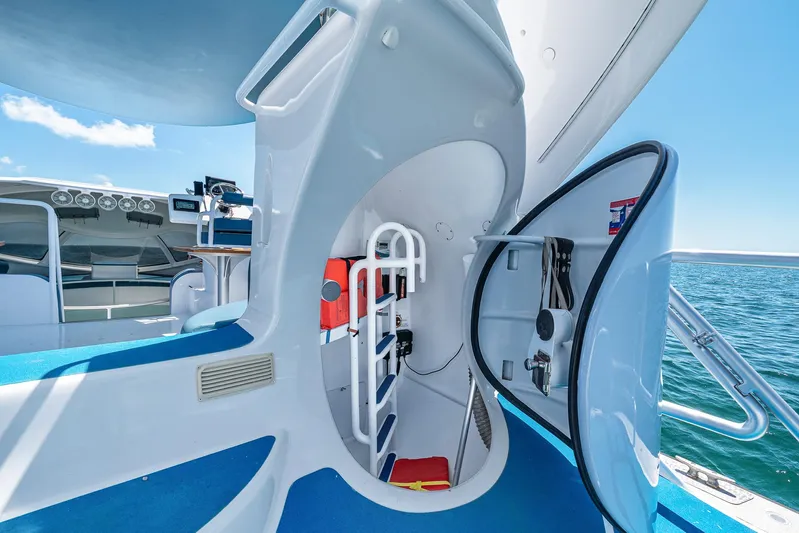  Yacht Photos Pics 2018 Paritetboat Glass Bottom Boat LOOKER 370 - Aft Storage and Head