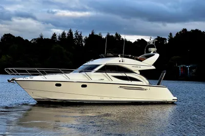 2002 Princess 38