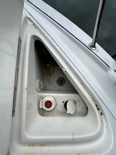 Wade Waves Yacht Photos Pics 