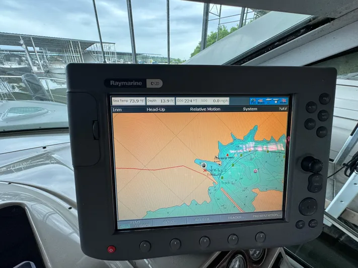 Wade Waves Yacht Photos Pics 