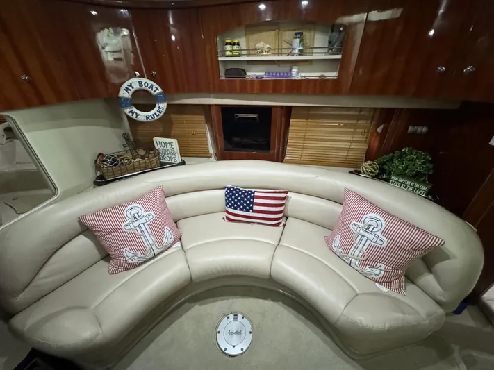 Wade Waves Yacht Photos Pics 