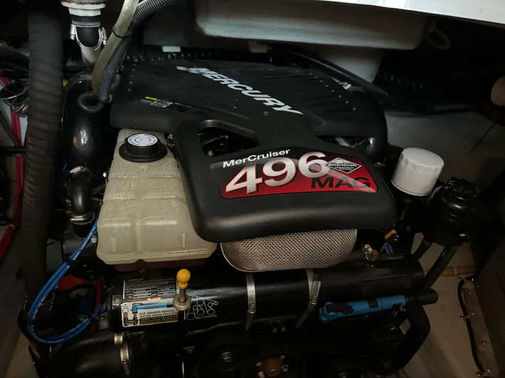 Wade Waves Yacht Photos Pics 