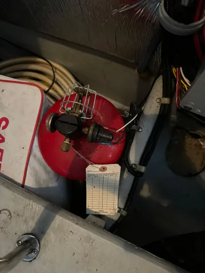 Wade Waves Yacht Photos Pics 