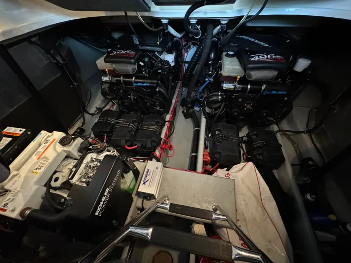 Wade Waves Yacht Photos Pics 