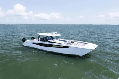 Aquila 47 Molokai