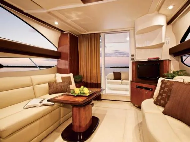 Freshwater Boat- New Trade-in- Obo Yacht Photos Pics Manufacturer Provided Image