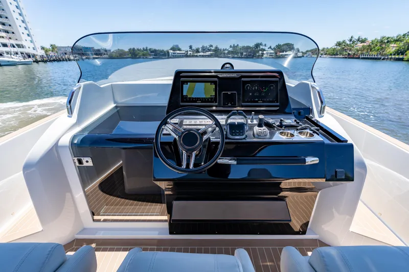  Yacht Photos Pics Helm of 2027 Solaris Power 40 Open yacht with modern controls and navigation.