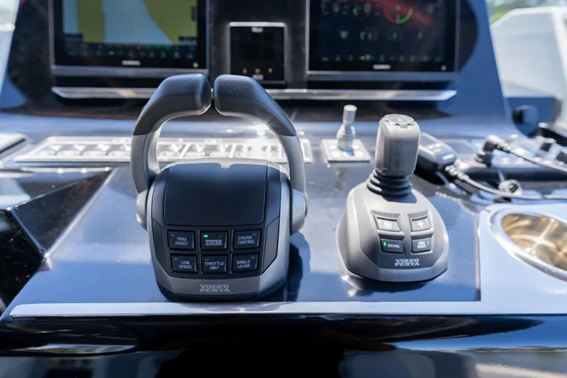  Yacht Photos Pics Control panel of 2027 Solaris Power 40 Open yacht with Volvo Penta controls.