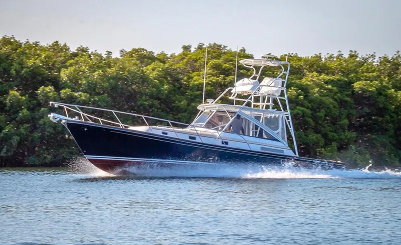Red Castles Yacht Photos Pics 