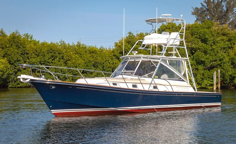Red Castles Yacht Photos Pics 