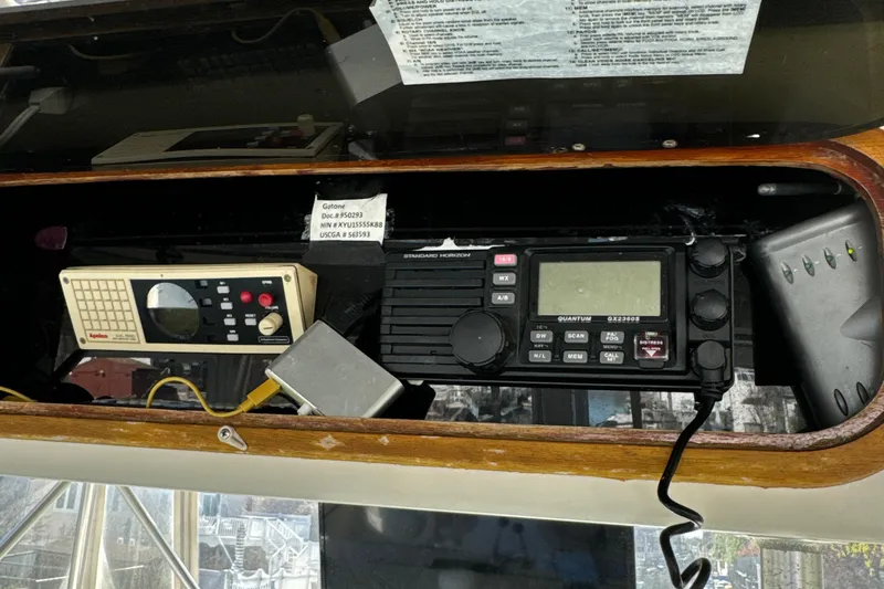 Got One Yacht Photos Pics Ocean Yacht 55 Sportfish 1989 REV Yacht Sales Inc.