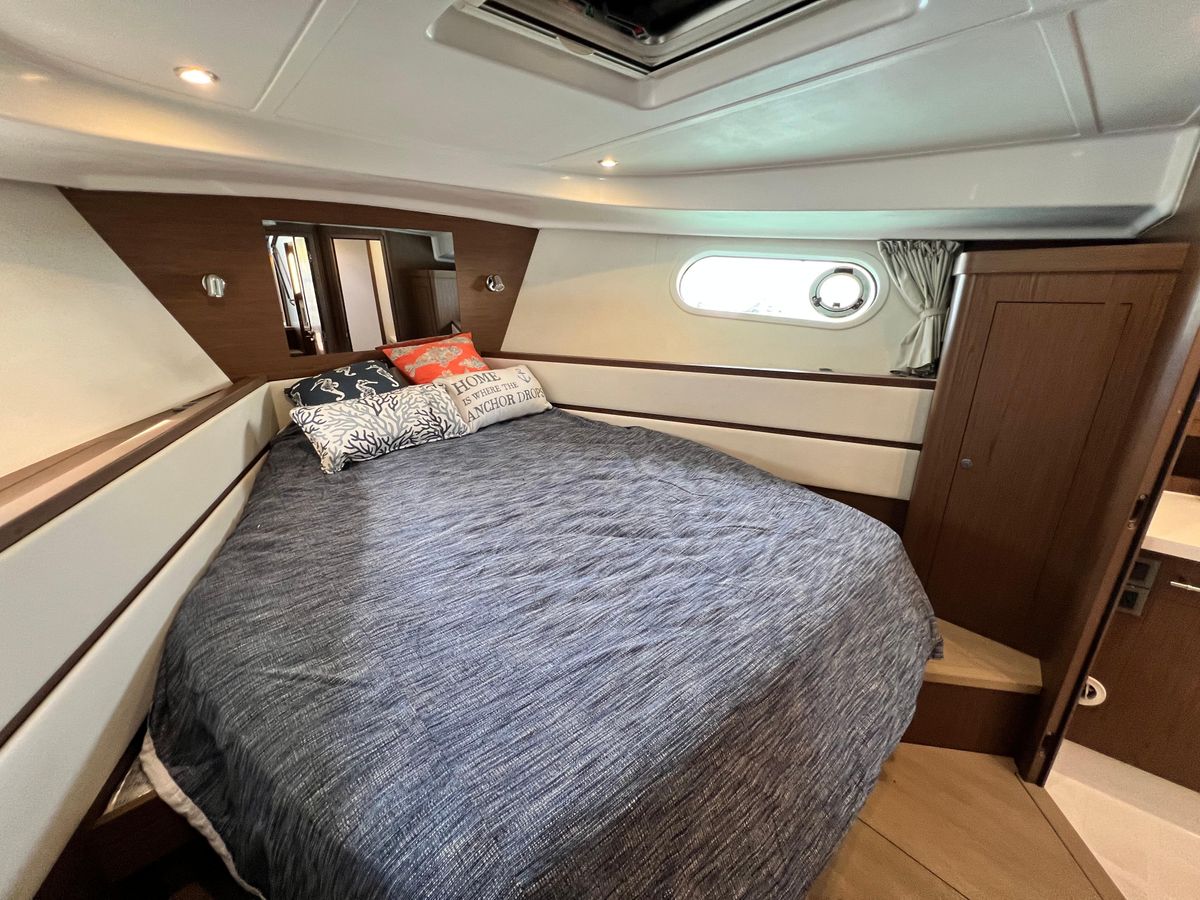 2019 Beneteau 44 